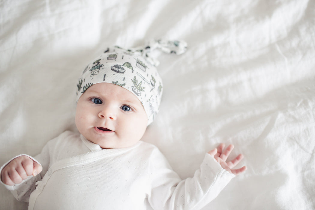 Copper Pearl Newborn Top Knot Hat - Shiloh