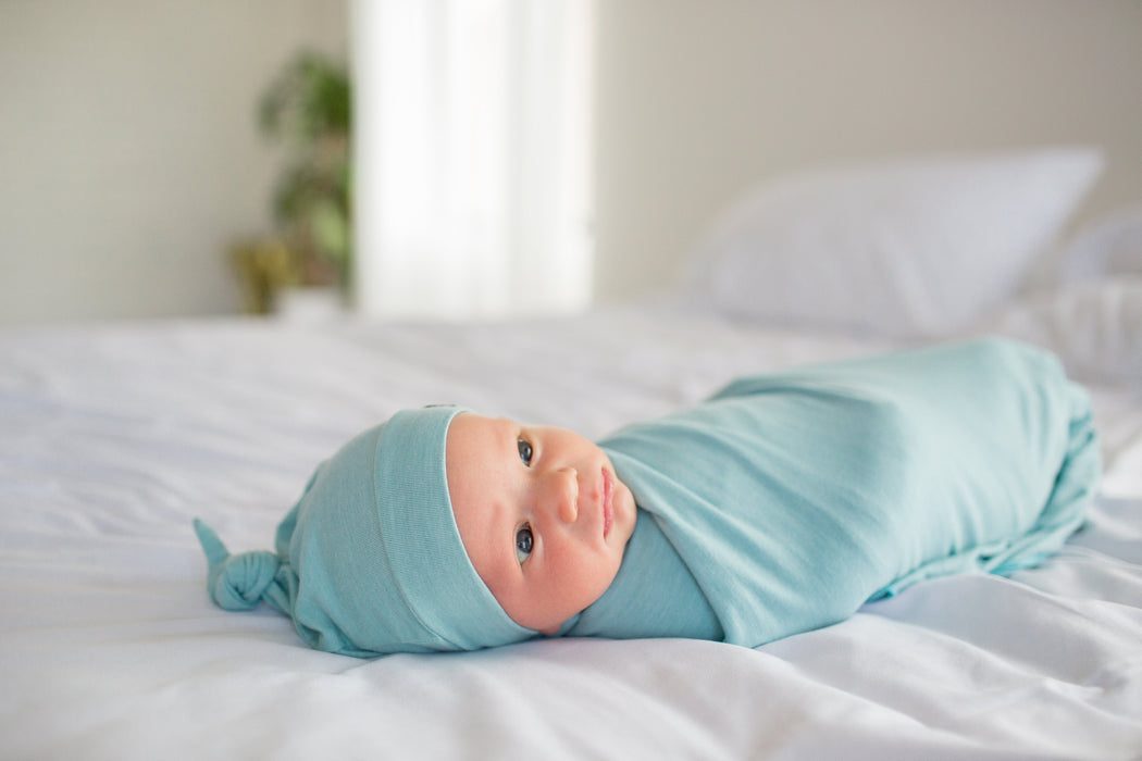 Copper Pearl Newborn Top Knot Hat - Sonny