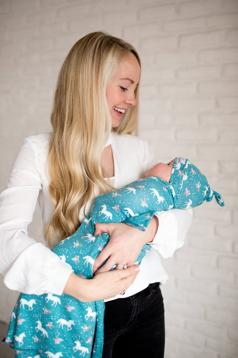 Copper Pearl Newborn Top Knot Hat - Whimsy