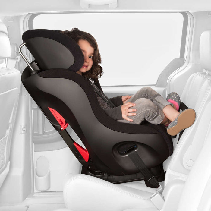 Clek Fllo Convertible Car Seat