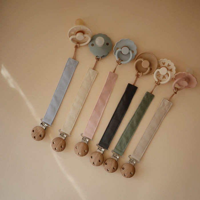 Mushie Linen Pacifier Clip 2-Pack