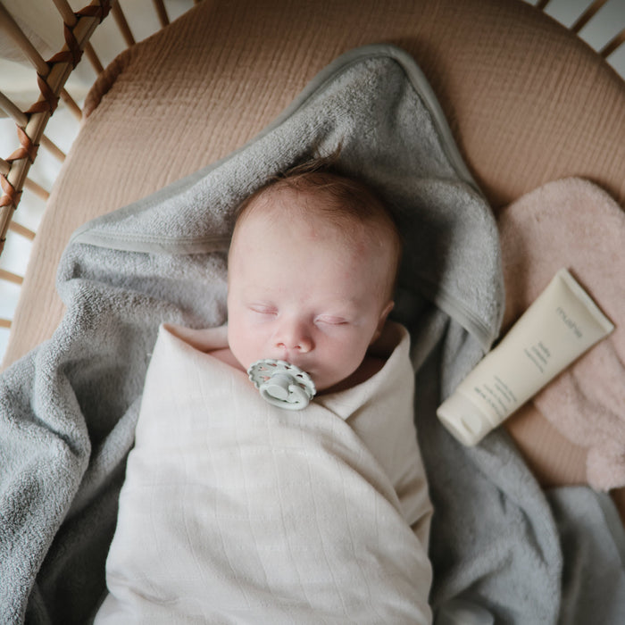 Mushie Organic Cotton Muslin Swaddle Blanket